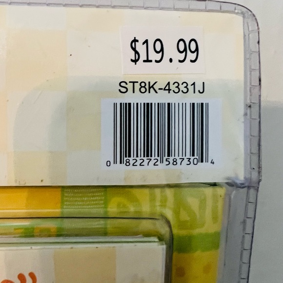 Peek-a-boo Playmates 8" x 8" Scrapbook Kit All-in-One by Tapestry C.R. Gibson - Picture 7 of 7
